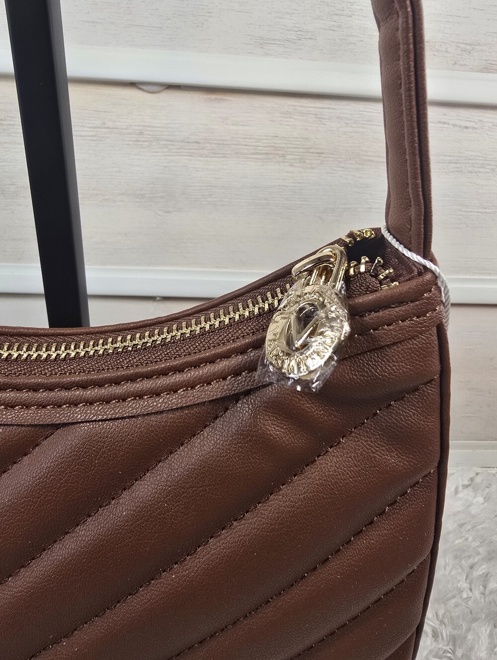 Valentino Orlandi Brown Quilted Shoulder Bag with Gold Logo - Picture 8 of 16